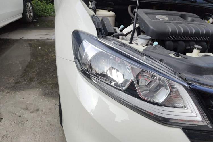 Used Nissan Tiida 2021 1.6L CVT Cool Edition Right Front Headlight