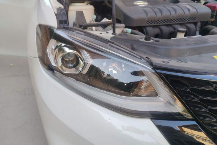 Used Nissan Tiida 2021 1.6L CVT Smart Drive Edition Right Front Headlight
