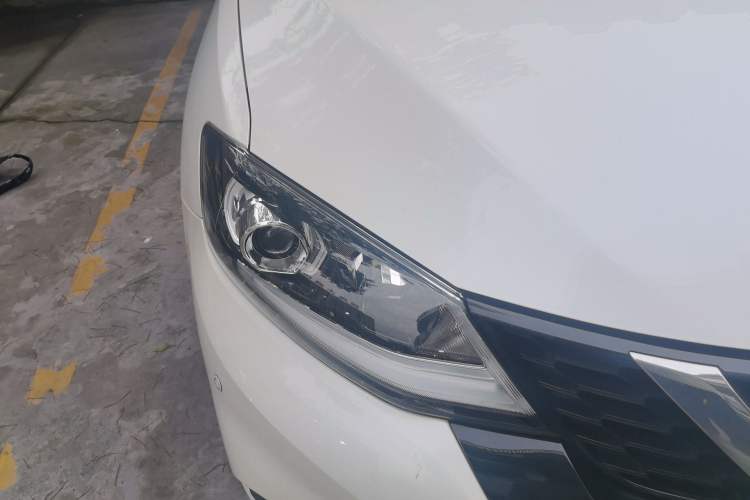Used Nissan Tiida 2021 1.6L CVT Smart Drive Edition Right Front Headlight