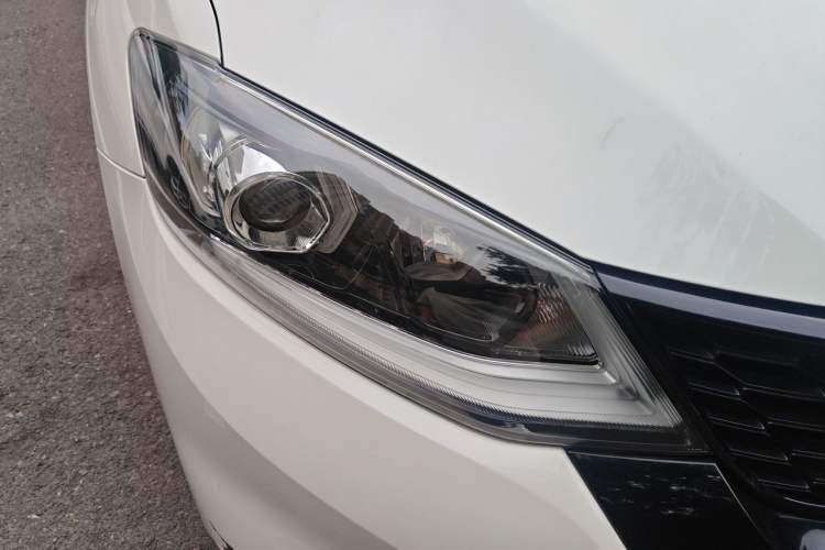 Used Nissan Tiida 2021 1.6L CVT Smart Drive Edition Right Front Headlight