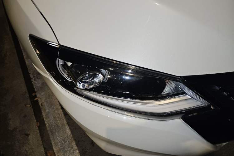 Used Nissan Tiida 2021 1.6L CVT Smart Drive Edition Right Front Headlight