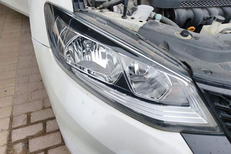 Used Nissan Tiida 2021 1.6L CVT Cool Edition Right Front Headlight