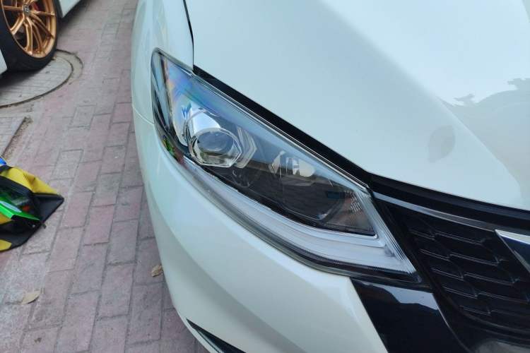 Used Nissan Tiida 2021 1.6L CVT ZhiZun Edition Right Front Headlight