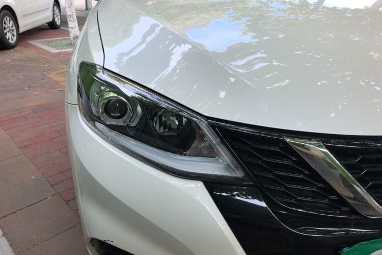 Used Nissan Tiida 2021 1.6L CVT Smart Drive Edition Right Front Headlight