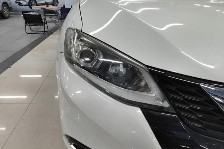 Used Nissan Tiida 2021 1.6L CVT Smart Drive Edition Right Front Headlight
