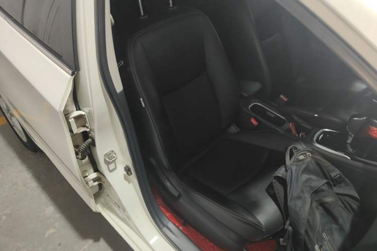 Used Nissan Tiida 2021 1.6L CVT Smart Drive Edition Right Front Seat