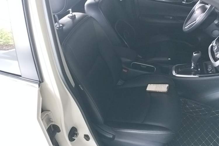Used Nissan Tiida 2021 1.6L CVT Smart Drive Edition Right Front Seat