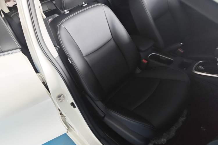 Used Nissan Tiida 2021 1.6L CVT Smart Drive Edition Right Front Seat