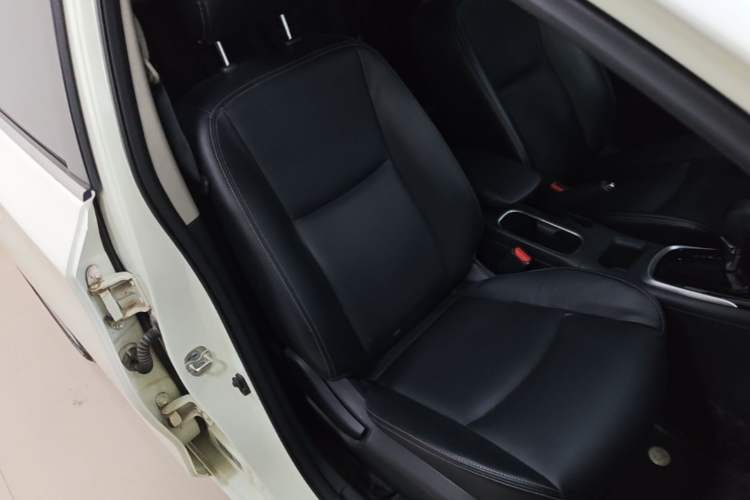 Used Nissan Tiida 2021 1.6L CVT Cool Edition Right Front Seat