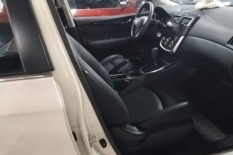Used Nissan Tiida 2021 1.6L CVT Cool Edition Right Front Seat