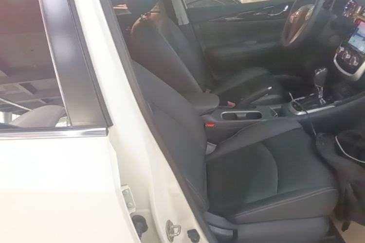 Used Nissan Tiida 2021 1.6L CVT Smart Drive Edition Right Front Seat