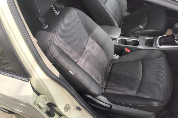 Used Nissan Tiida 2021 1.6L CVT Cool Edition Right Front Seat