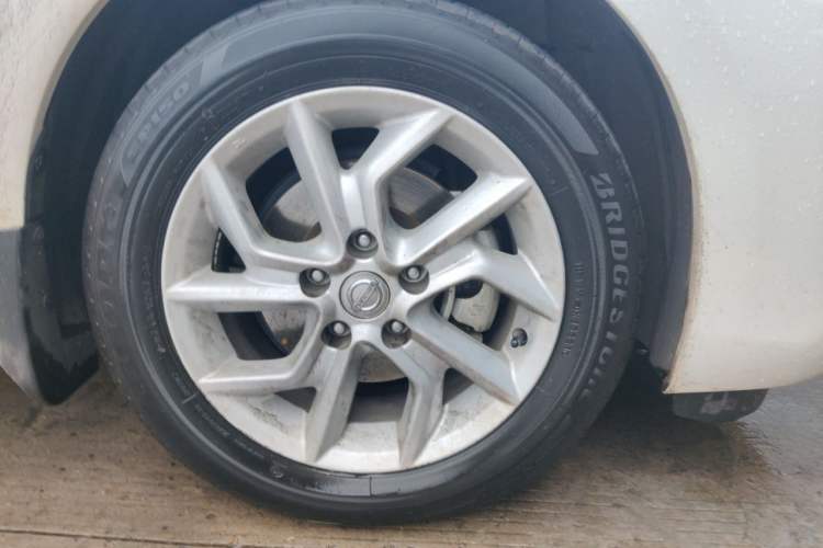 Used Nissan Tiida 2021 1.6L CVT Smart Drive Edition Right Front Wheel Hub
