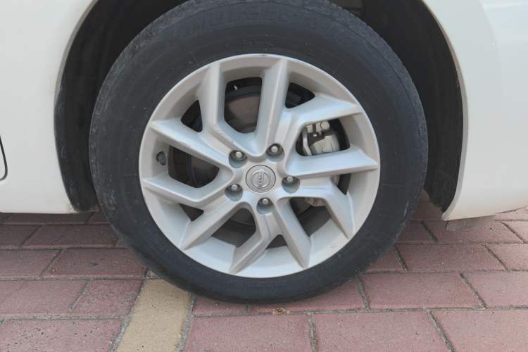 Used Nissan Tiida 2021 1.6L CVT Smart Drive Edition Right Front Wheel Hub