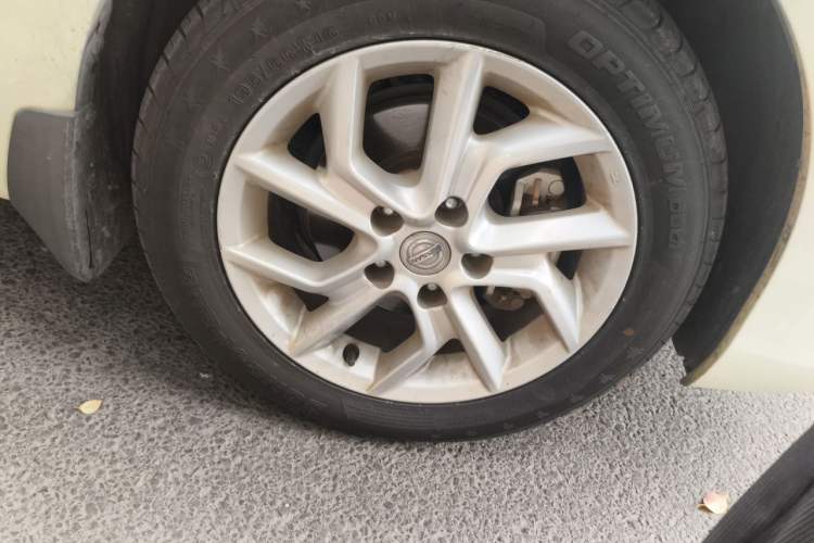 Used Nissan Tiida 2021 1.6L CVT Smart Drive Edition Right Front Wheel Hub