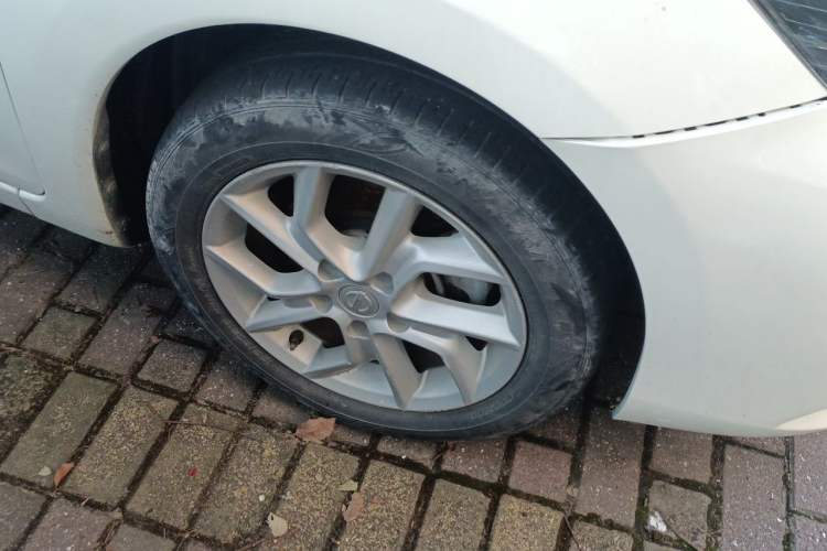 Used Nissan Tiida 2021 1.6L CVT Smart Drive Edition Right Front Wheel Hub