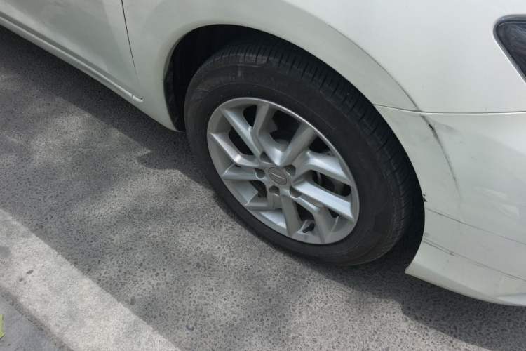 Used Nissan Tiida 2021 1.6L CVT Smart Drive Edition Right Front Wheel Hub