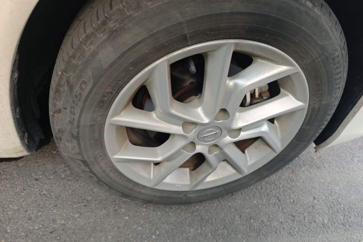 Used Nissan Tiida 2021 1.6L CVT Smart Drive Edition Right Front Wheel Hub