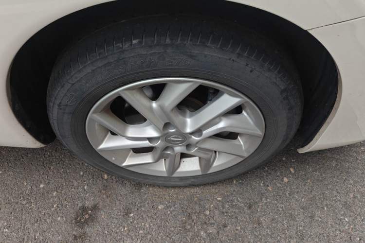 Used Nissan Tiida 2021 1.6L CVT Smart Drive Edition Right Front Wheel Hub