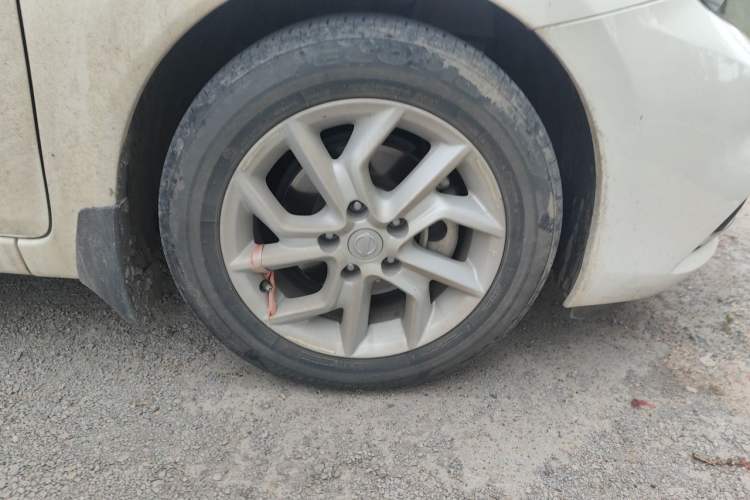 Used Nissan Tiida 2021 1.6L CVT Smart Drive Edition Right Front Wheel Hub