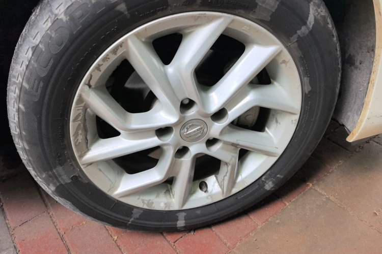 Used Nissan Tiida 2021 1.6L CVT Smart Drive Edition Right Front Wheel Hub