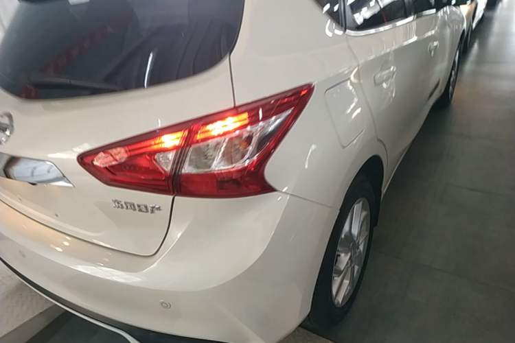 Used Nissan Tiida 2021 1.6L CVT Cool Edition Right Rear Taillight