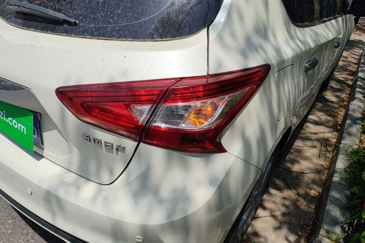 Used Nissan Tiida 2021 1.6L CVT Smart Drive Edition Right Rear Taillight