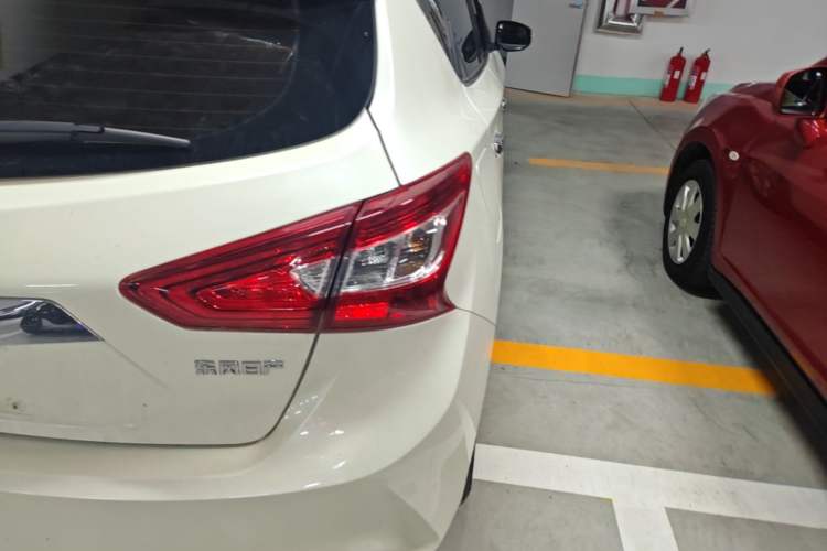 Used Nissan Tiida 2021 1.6L CVT Smart Drive Edition Right Rear Taillight