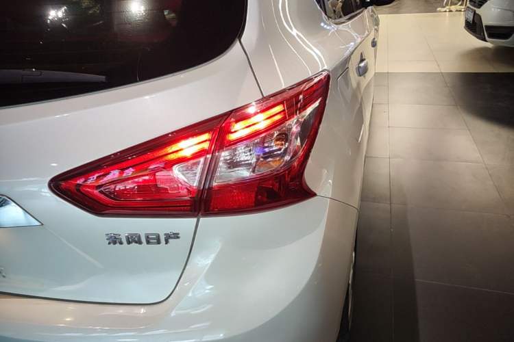 Used Nissan Tiida 2021 1.6L CVT Cool Edition Right Rear Taillight