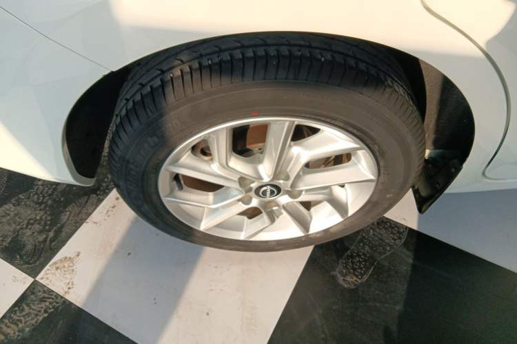 Used Nissan Tiida 2021 1.6L CVT Cool Edition Right Rear Wheel Hub