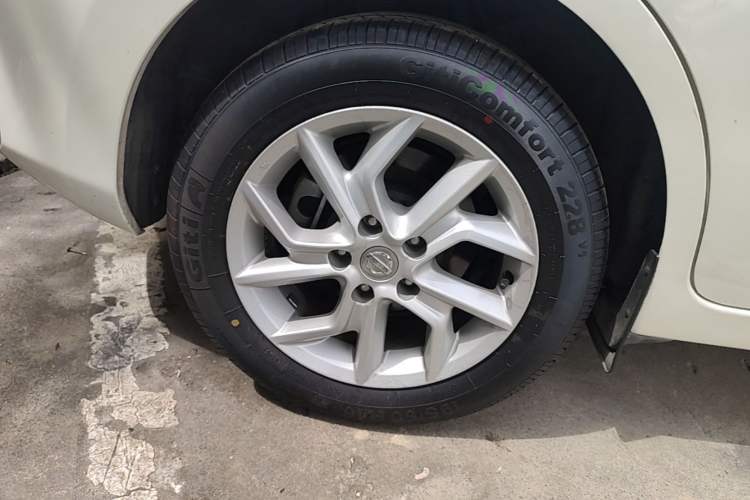 Used Nissan Tiida 2021 1.6L CVT Smart Drive Edition Right Rear Wheel Hub