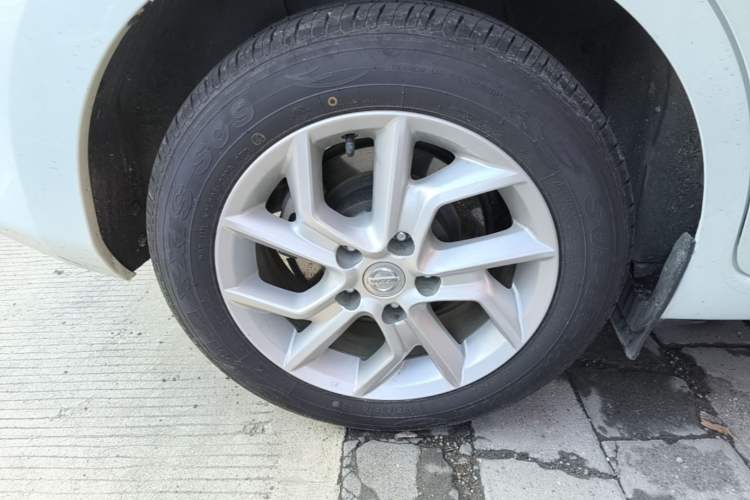 Used Nissan Tiida 2021 1.6L CVT Smart Drive Edition Right Rear Wheel Hub