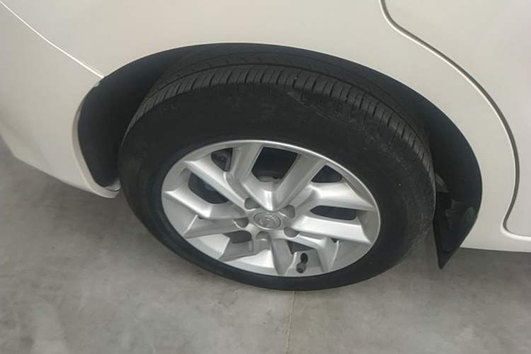 Used Nissan Tiida 2021 1.6L CVT Smart Drive Edition Right Rear Wheel Hub