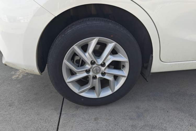 Used Nissan Tiida 2021 1.6L CVT Cool Edition Right Rear Wheel Hub