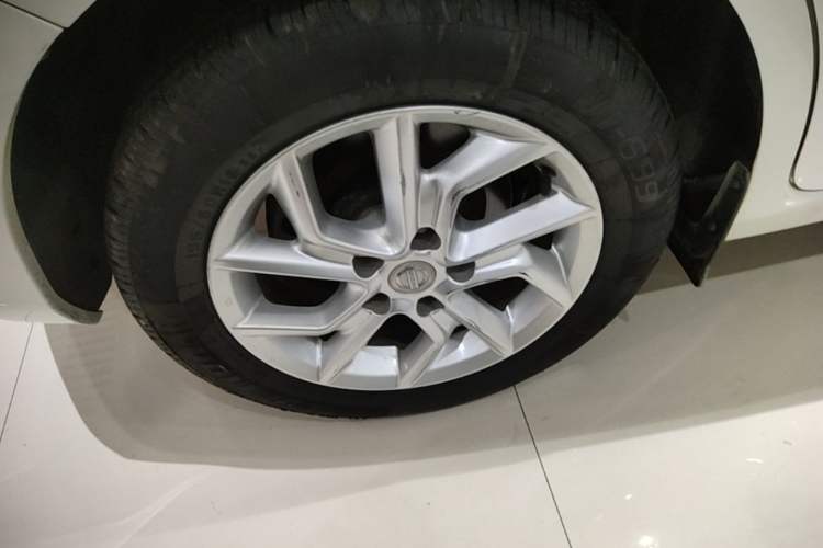 Used Nissan Tiida 2021 1.6L CVT Smart Drive Edition Right Rear Wheel Hub