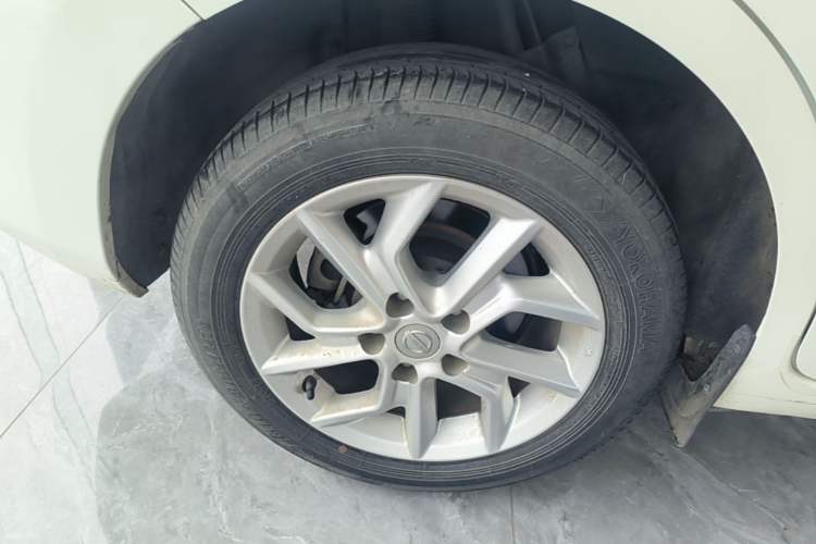 Used Nissan Tiida 2021 1.6L CVT Cool Edition Right Rear Wheel Hub