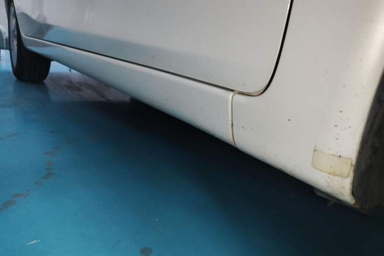 Used Nissan Tiida 2021 1.6L CVT Cool Edition Right Side Sill