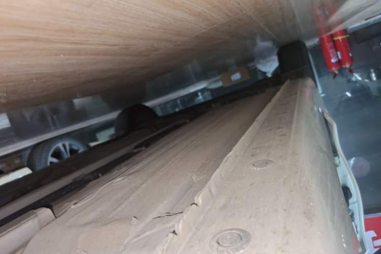 Used Nissan Tiida 2021 1.6L CVT Smart Drive Edition Right Side Sill