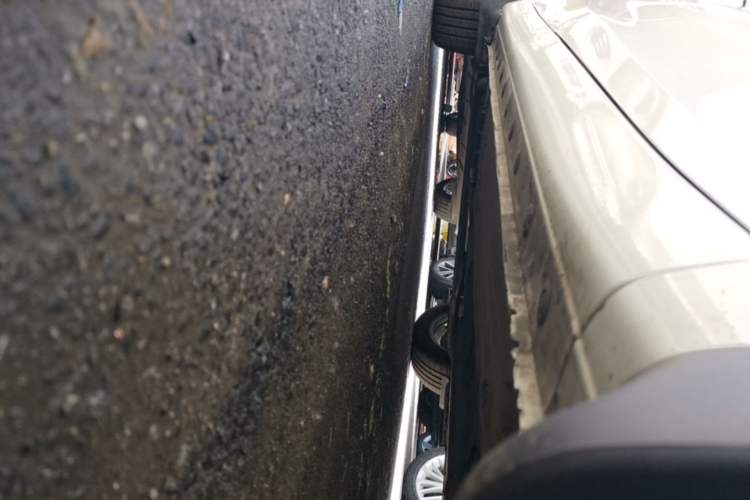 Used Nissan Tiida 2021 1.6L CVT Cool Edition Right Side Sill