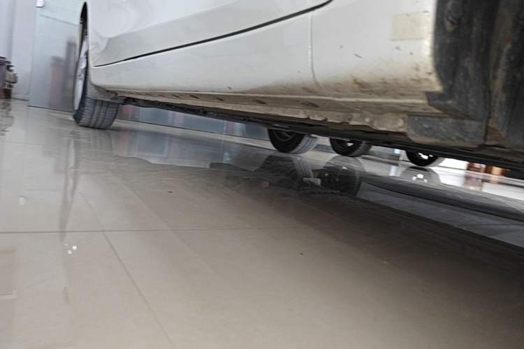 Used Nissan Tiida 2021 1.6L CVT Smart Drive Edition Right Side Sill