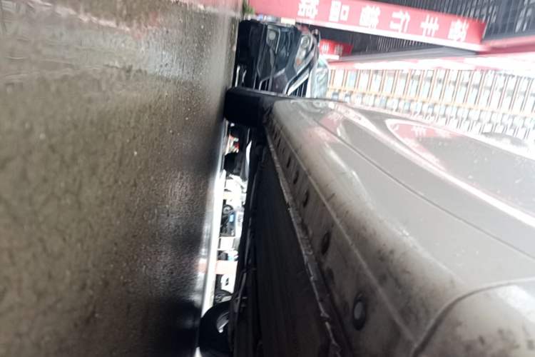 Used Nissan Tiida 2021 1.6L CVT Cool Edition Right Side Sill