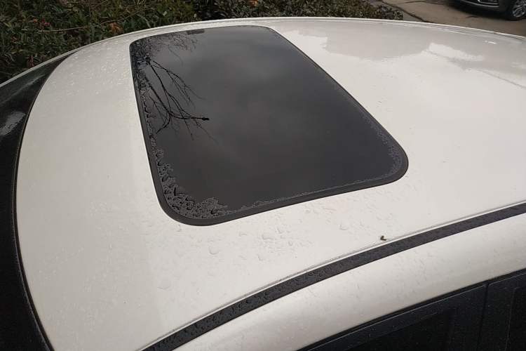 Used Nissan Tiida 2021 1.6L CVT Smart Drive Edition Roof
