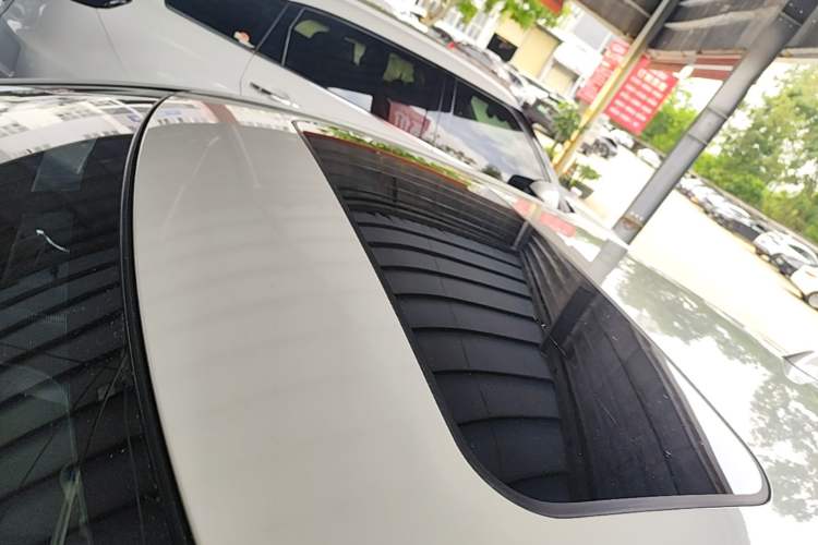 Used Nissan Tiida 2021 1.6L CVT Smart Drive Edition Roof