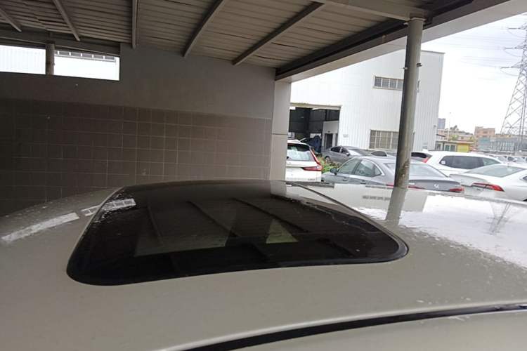 Used Nissan Tiida 2021 1.6L CVT Smart Drive Edition Roof