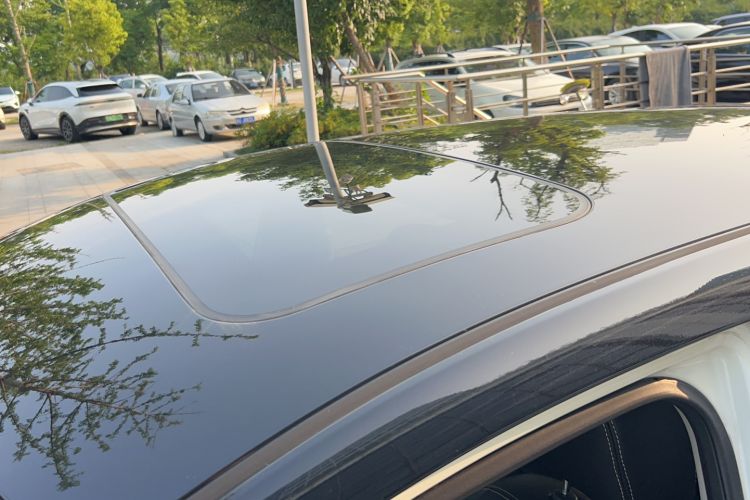Used Nissan Tiida 2021 1.6L CVT Cool Edition Roof
