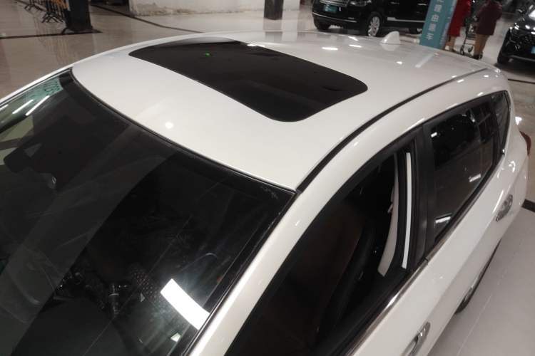 Used Nissan Tiida 2021 1.6L CVT Smart Drive Edition Roof