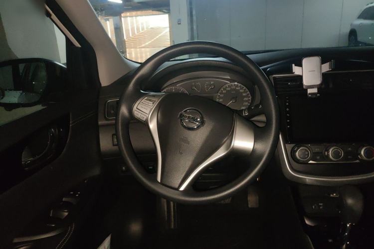 Used Nissan Tiida 2021 1.6L CVT Cool Edition Steering Wheel
