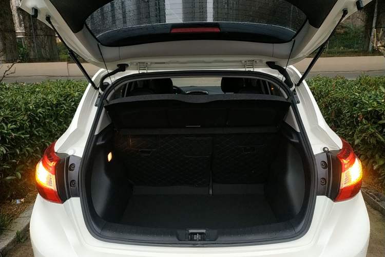 Used Nissan Tiida 2021 1.6L CVT Smart Drive Edition Trunk