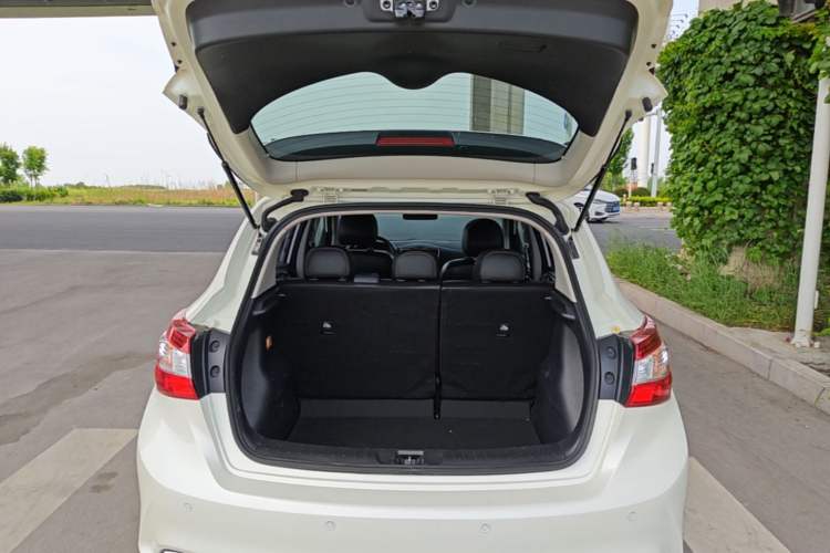 Used Nissan Tiida 2021 1.6L CVT Smart Drive Edition Trunk