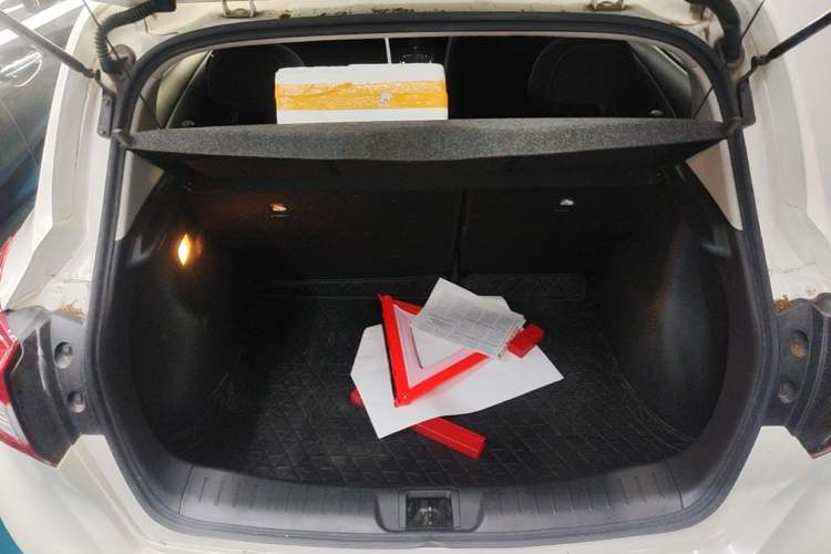 Used Nissan Tiida 2021 1.6L CVT Cool Edition Trunk